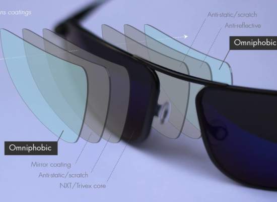Picture of Bigatmo Trivex®/NXT® lens showing omniphobic coating layer